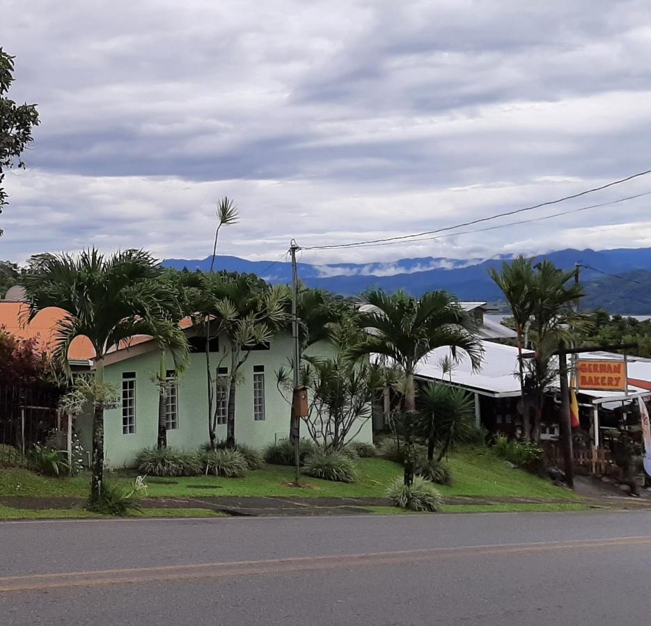 Marita'S Bed And Breakfast Nuevo Arenal Exteriör bild