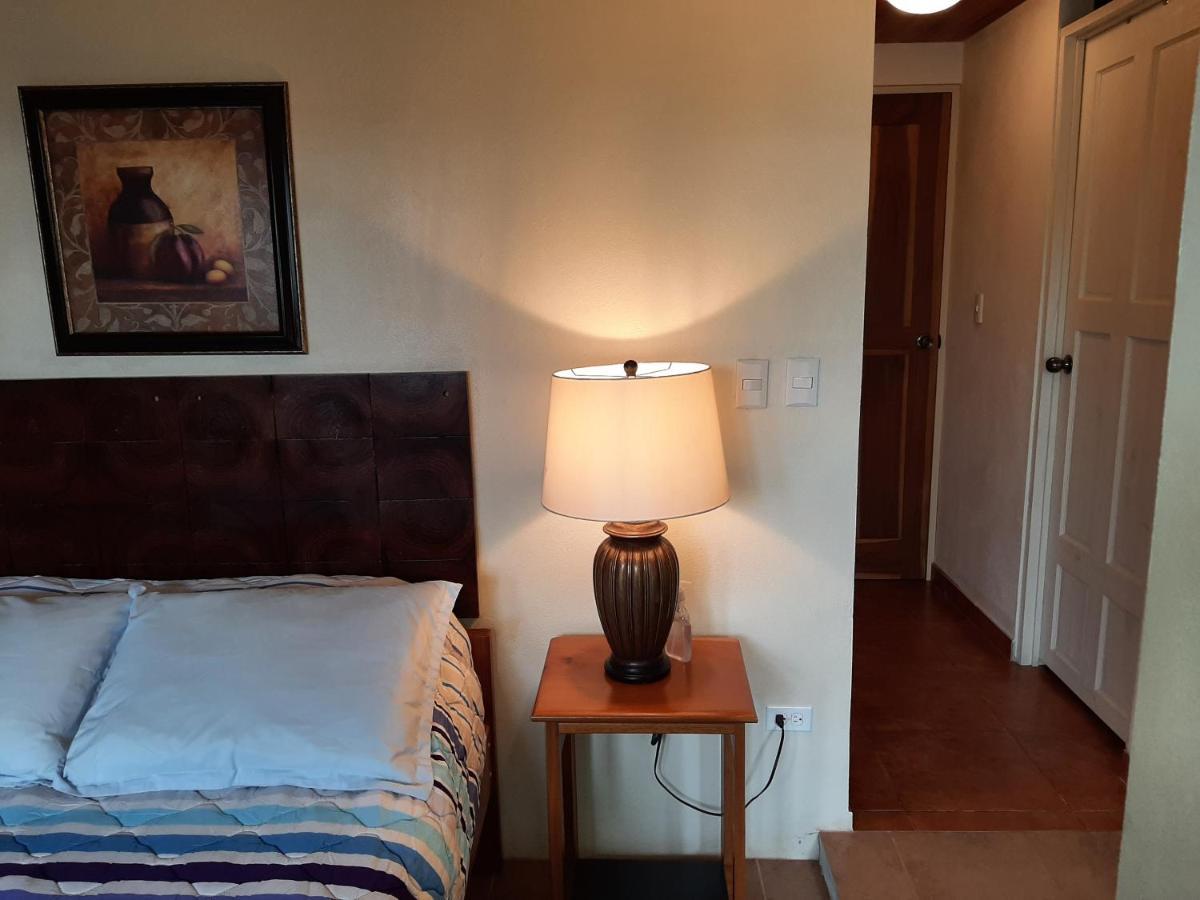 Marita'S Bed And Breakfast Nuevo Arenal Exteriör bild