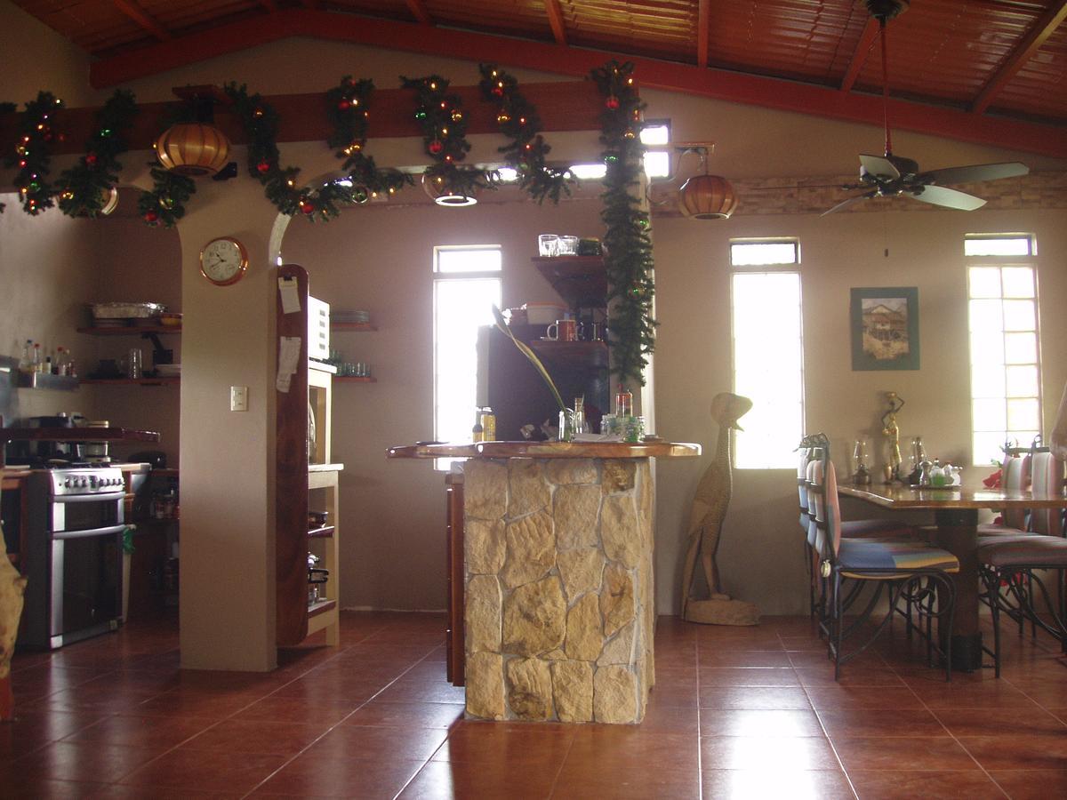 Marita'S Bed And Breakfast Nuevo Arenal Exteriör bild