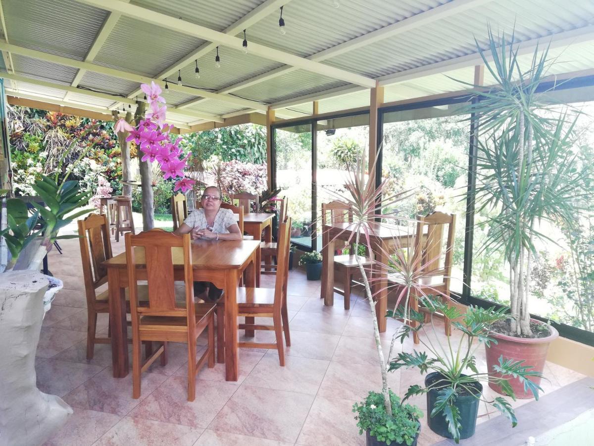 Marita'S Bed And Breakfast Nuevo Arenal Exteriör bild